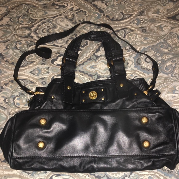 Black Marc Jacobs Purse with crossbody strap - Picture 2 of 3